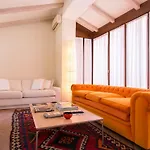 Oriental Apartment Gardens Views 2 Pax